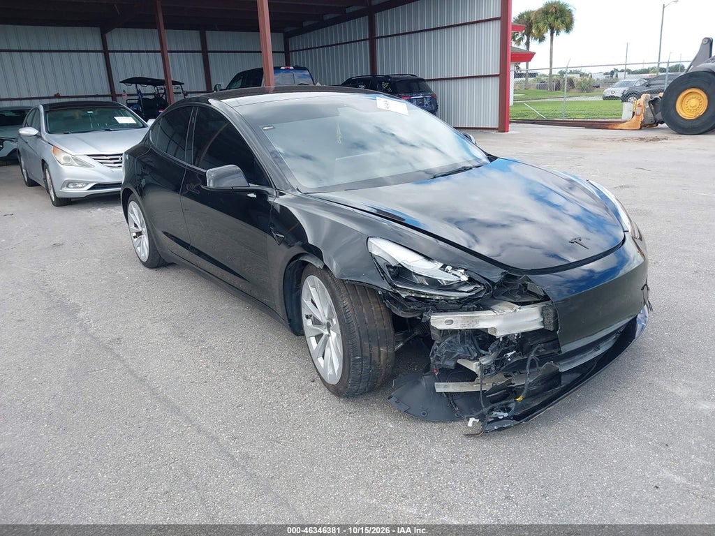 Tesla Model 3 2022