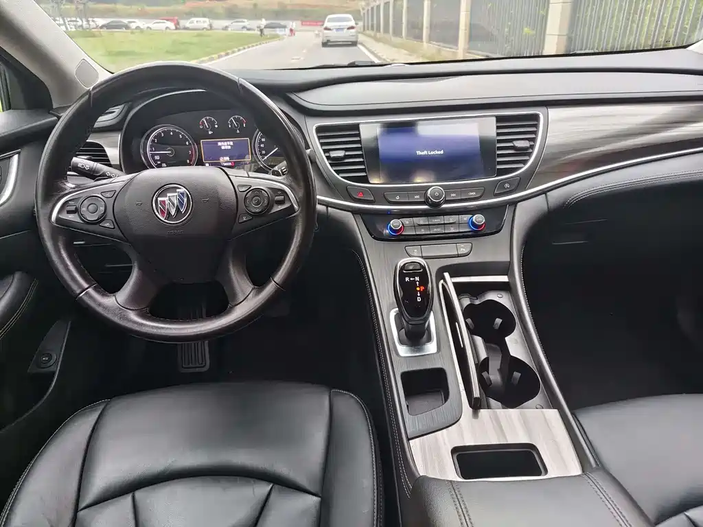 Buick LaCrosse 2021