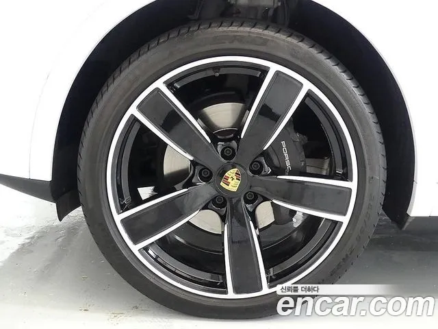 Porsche Cayenne 2022