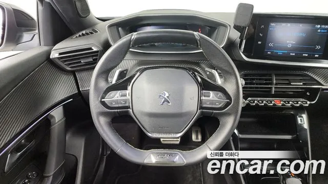Peugeot 2008 2021