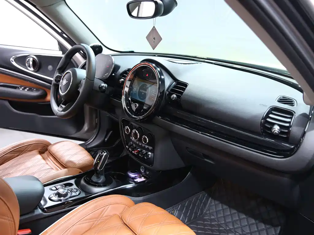 Mini Clubman 2023