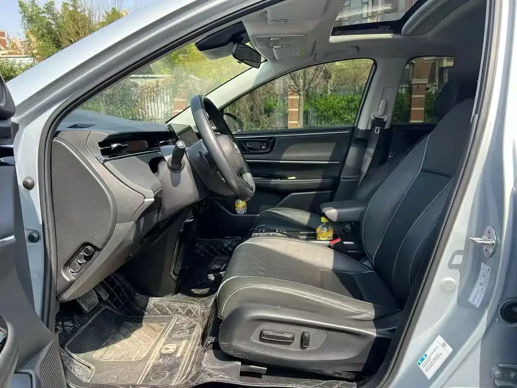 Honda e:NP2 2024