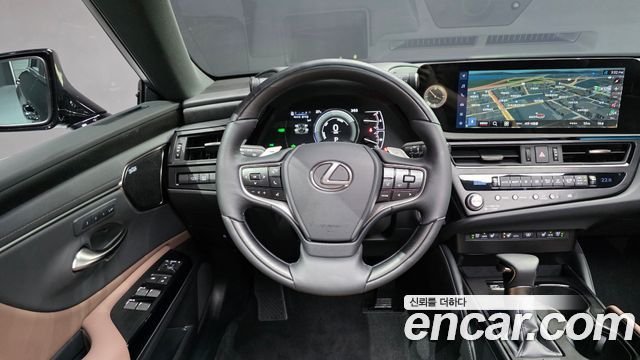 Lexus ES 2026