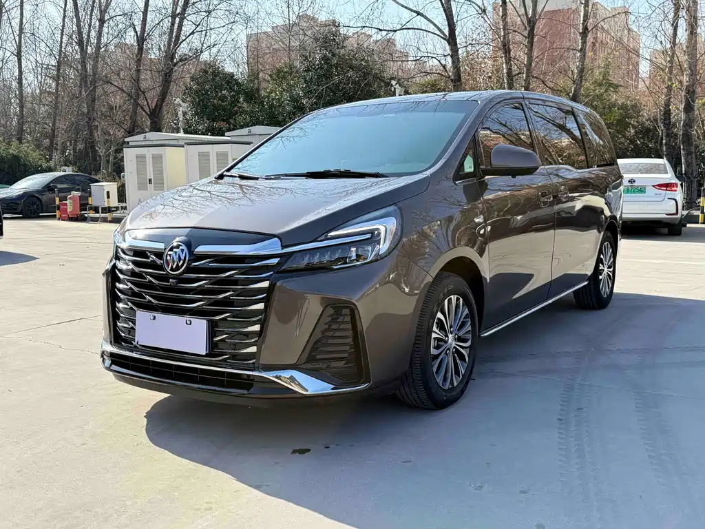 Buick GL8 2025