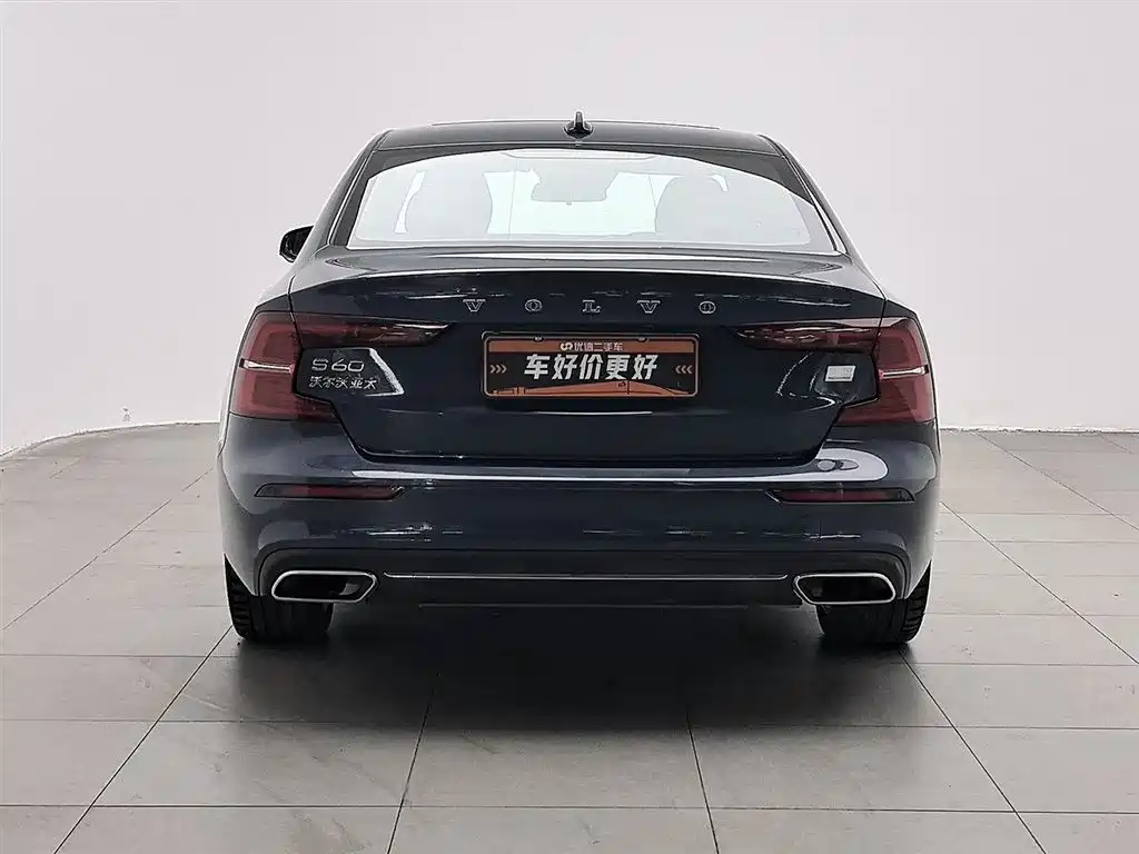 Volvo S60 2022