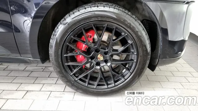 Porsche Macan 2020