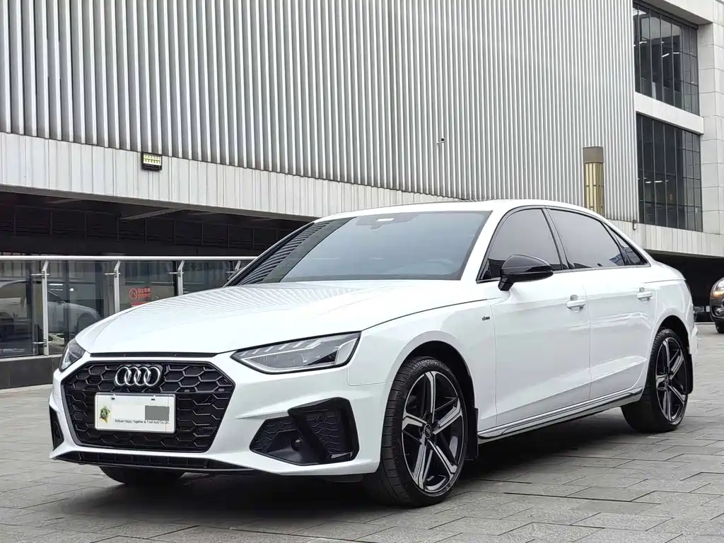 Audi A4 2025