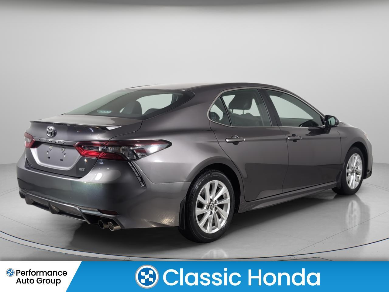 Toyota Camry 2023