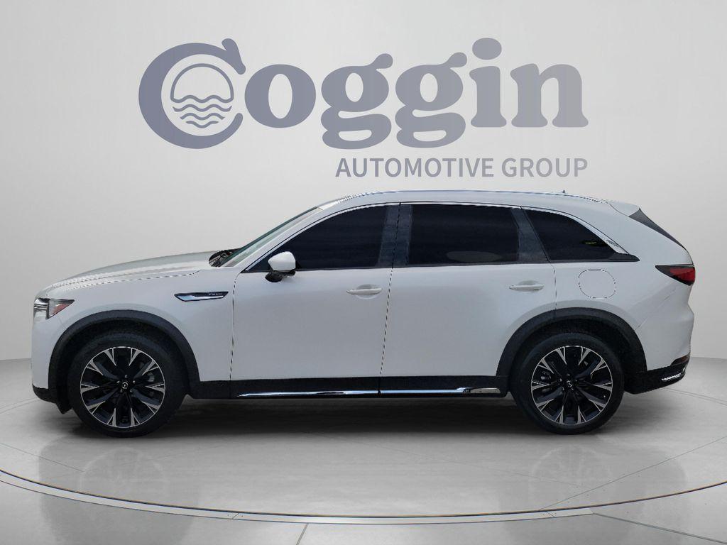 Mazda CX-90 2024
