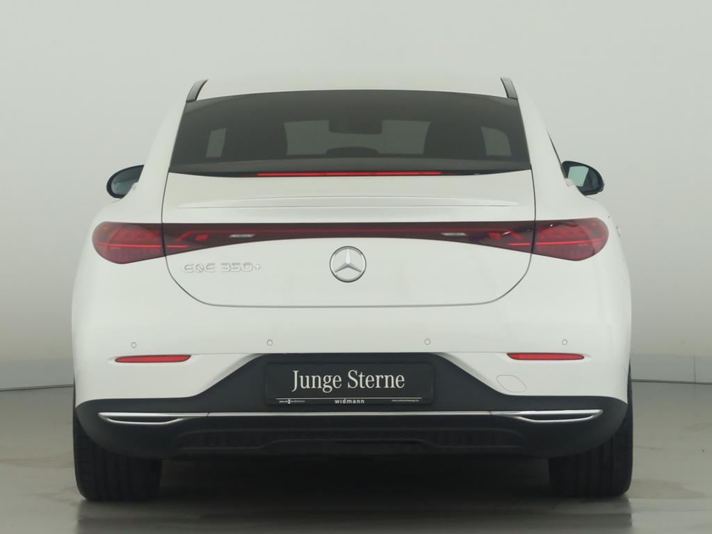 Mercedes-Benz EQE 2022