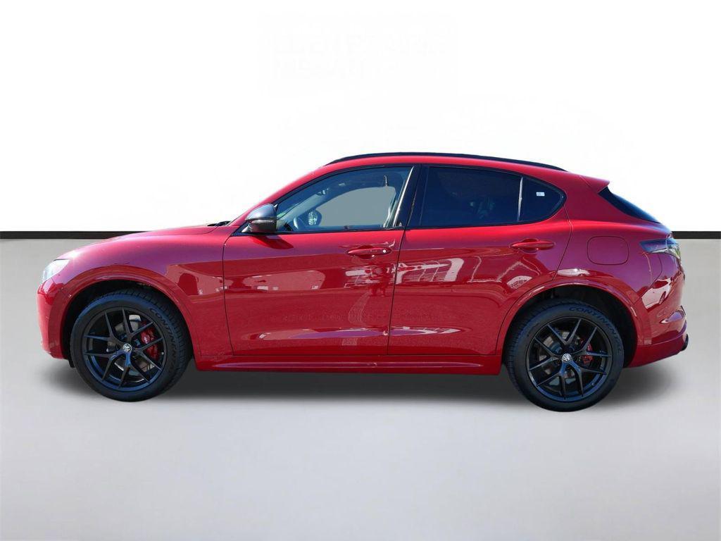 Alfa Romeo Stelvio 2021