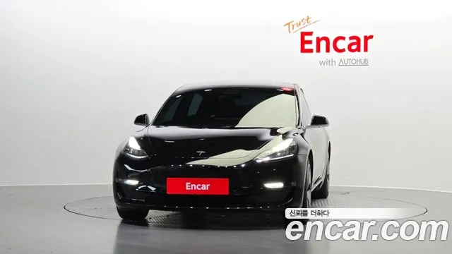 Tesla Model 3 2020