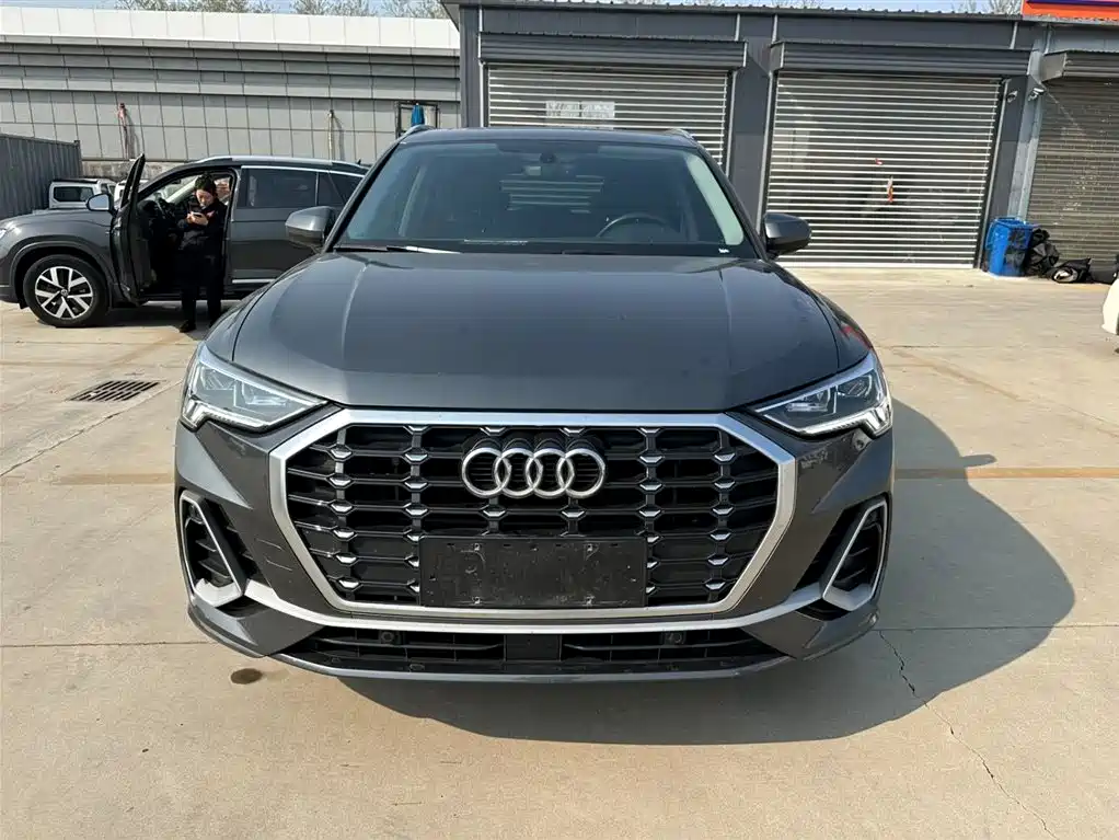 Audi Q3 2022