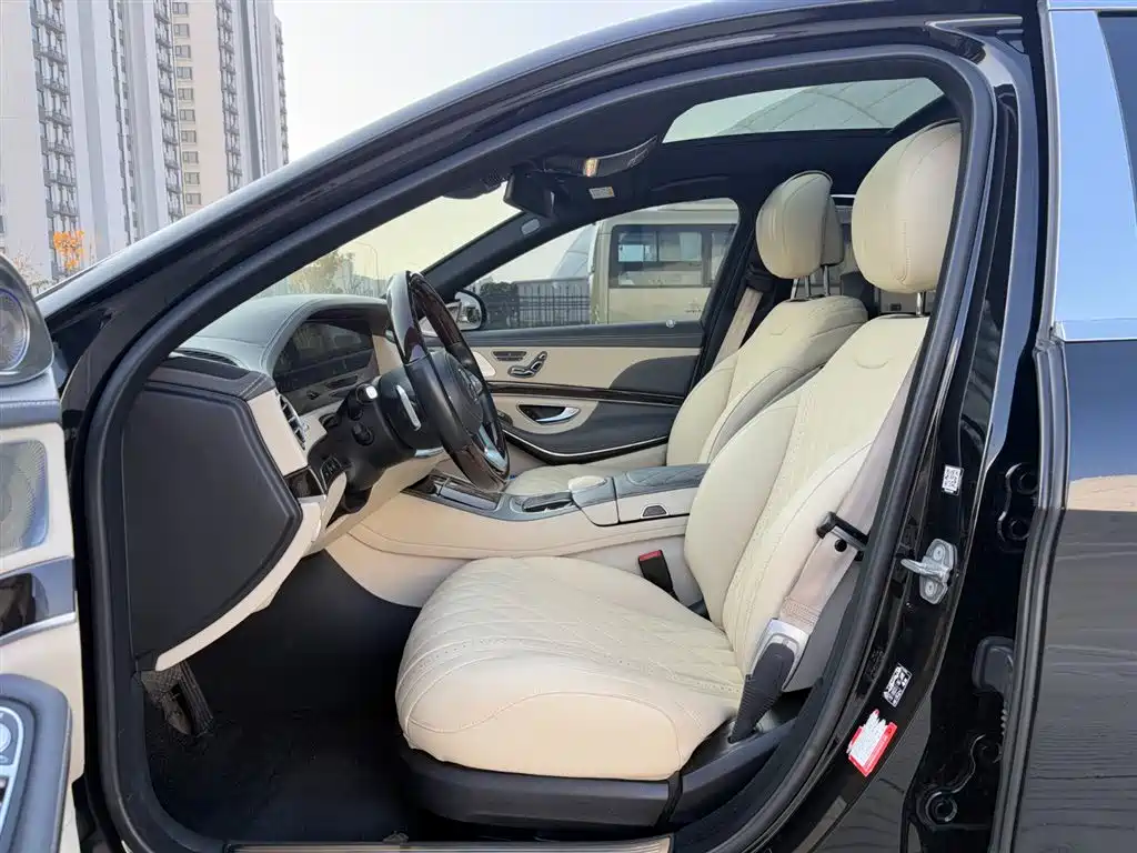 Mercedes-Benz Maybach S-Класс 2020