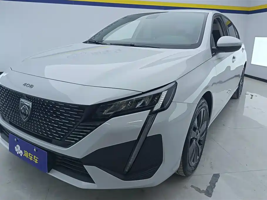 Peugeot 408 2025