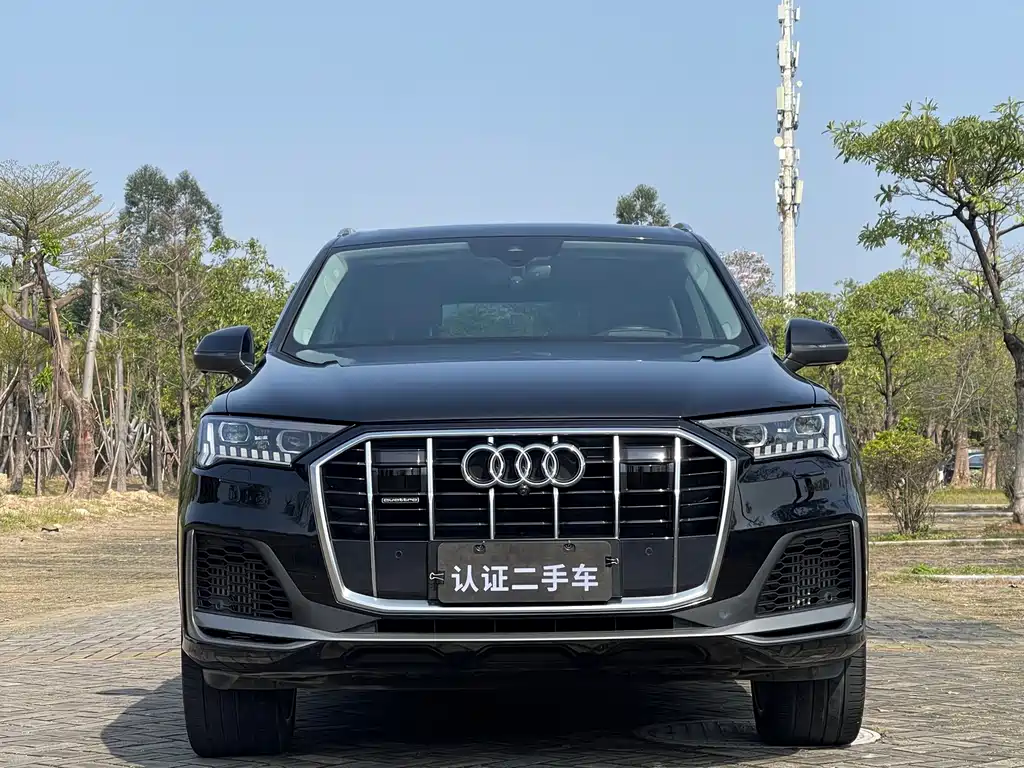 Audi Q7 2021