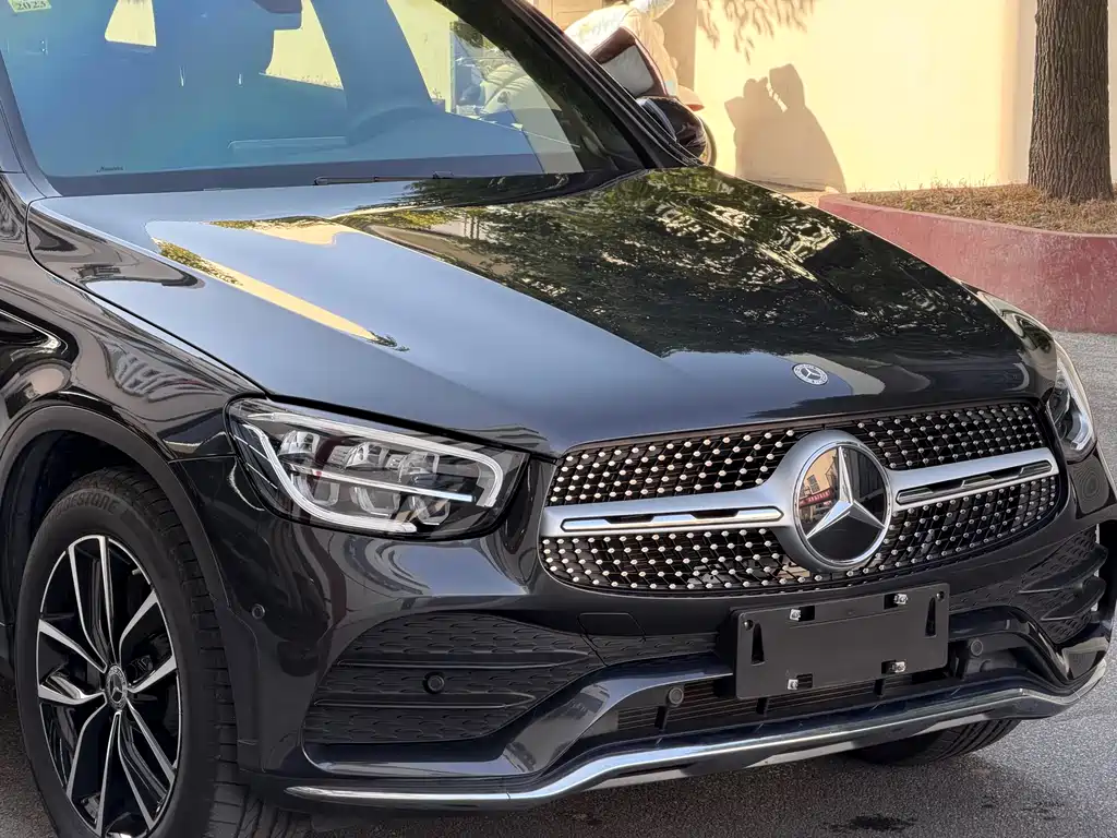 Mercedes-Benz GLC 2023