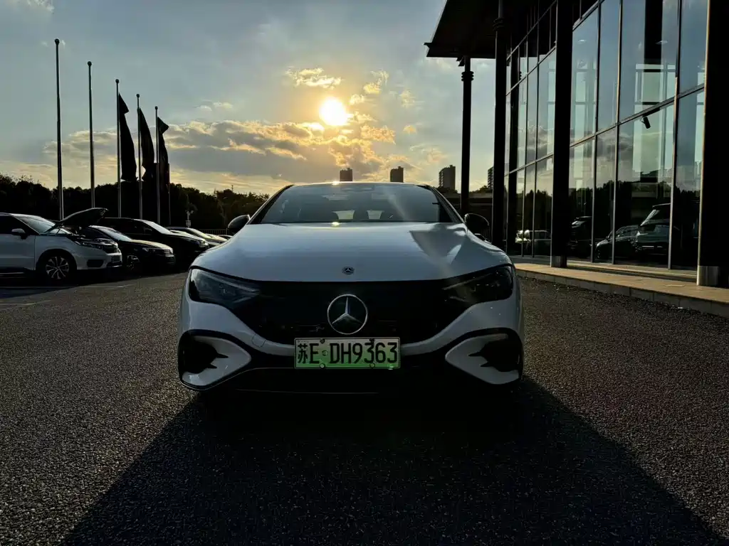 Mercedes-Benz EQE 2022