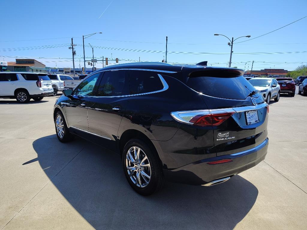 Buick Enclave 2023