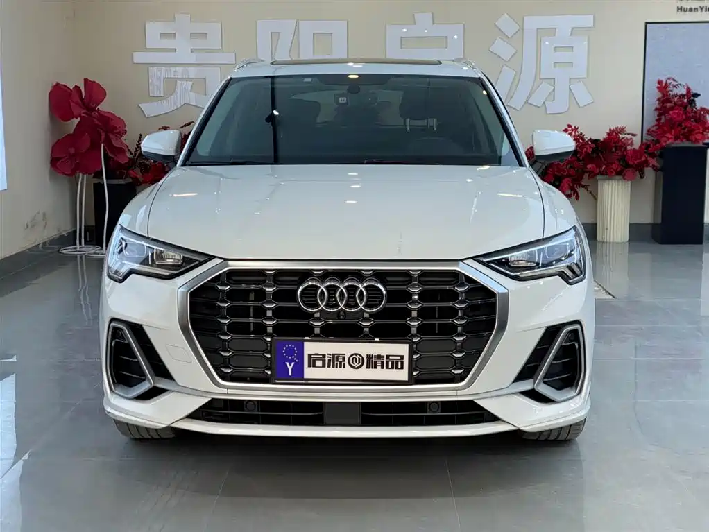 Audi Q3 2021