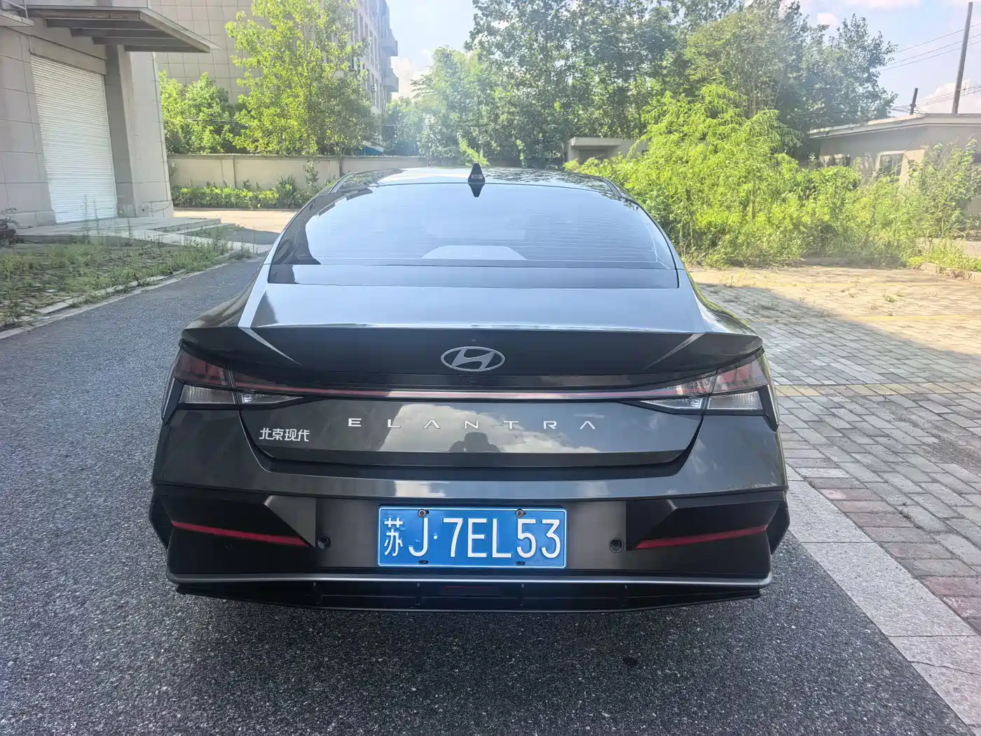 Hyundai Elantra 2023