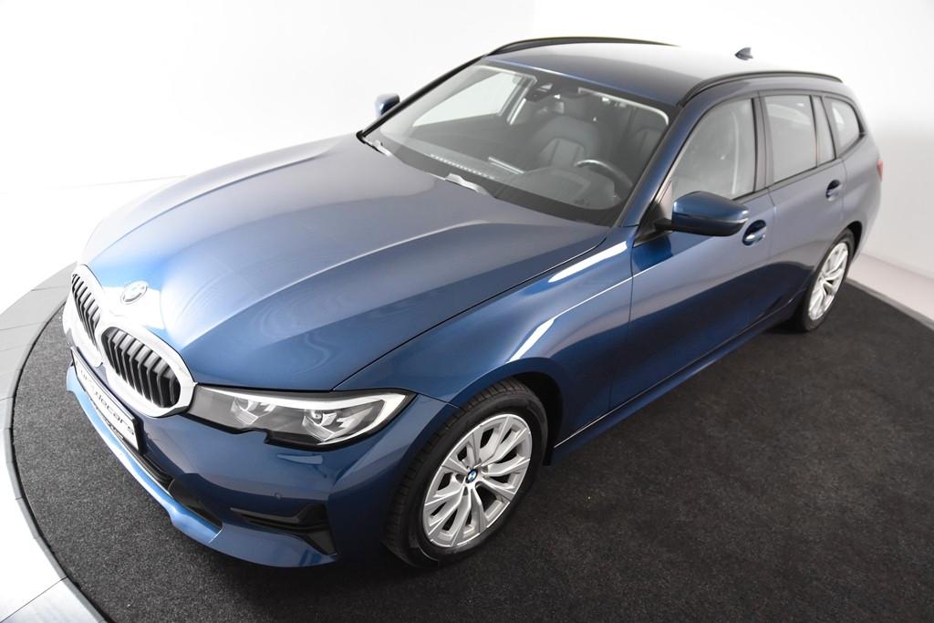 BMW 318 2021