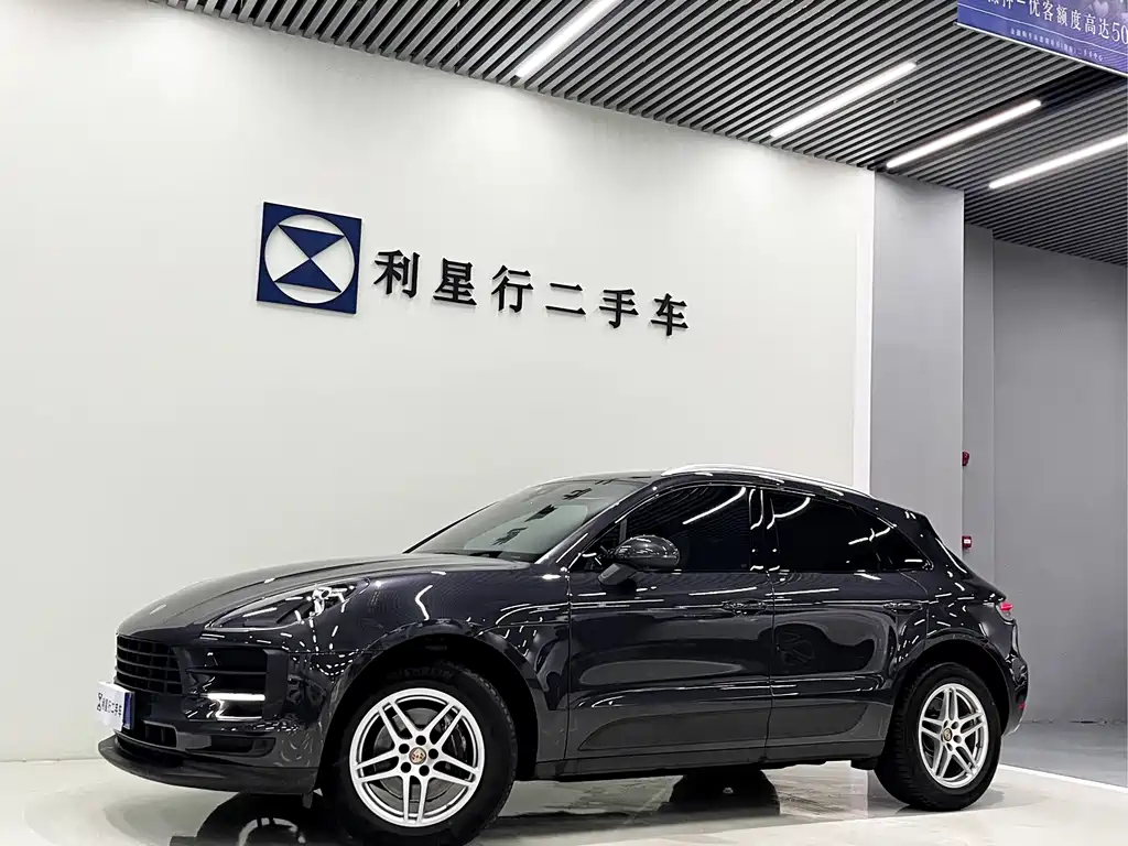 Porsche Macan 2021