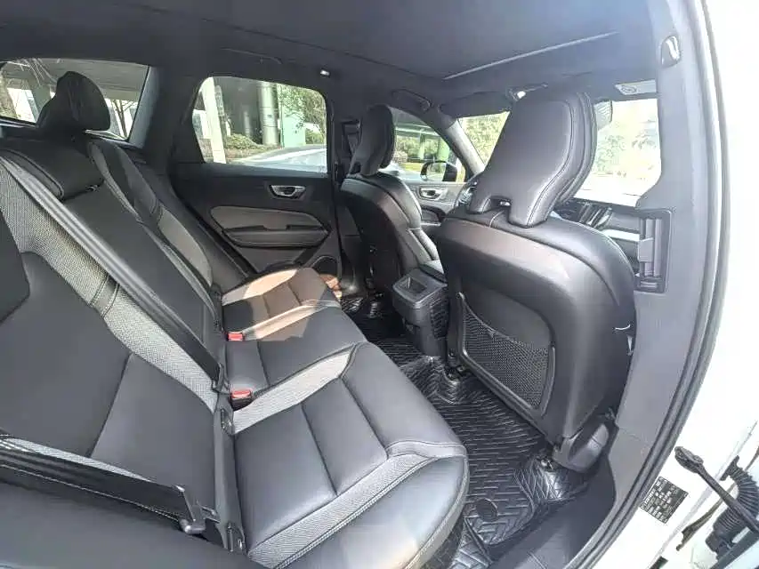Volvo XC60 2024