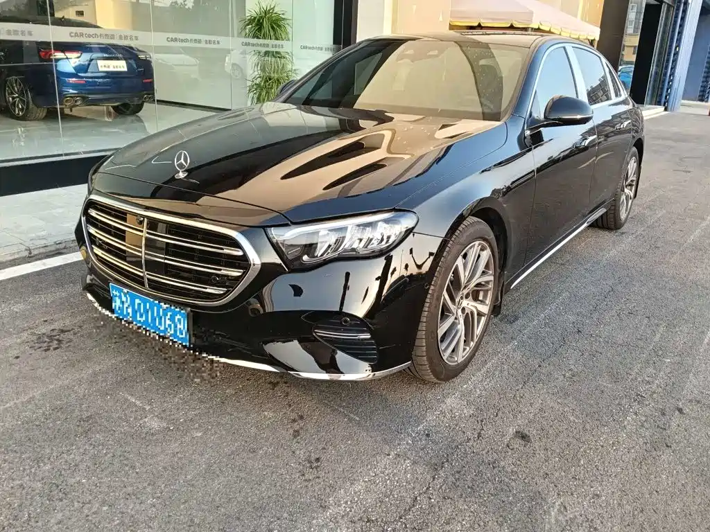 Mercedes-Benz E-Класс 2024