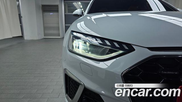 Audi A4 2021