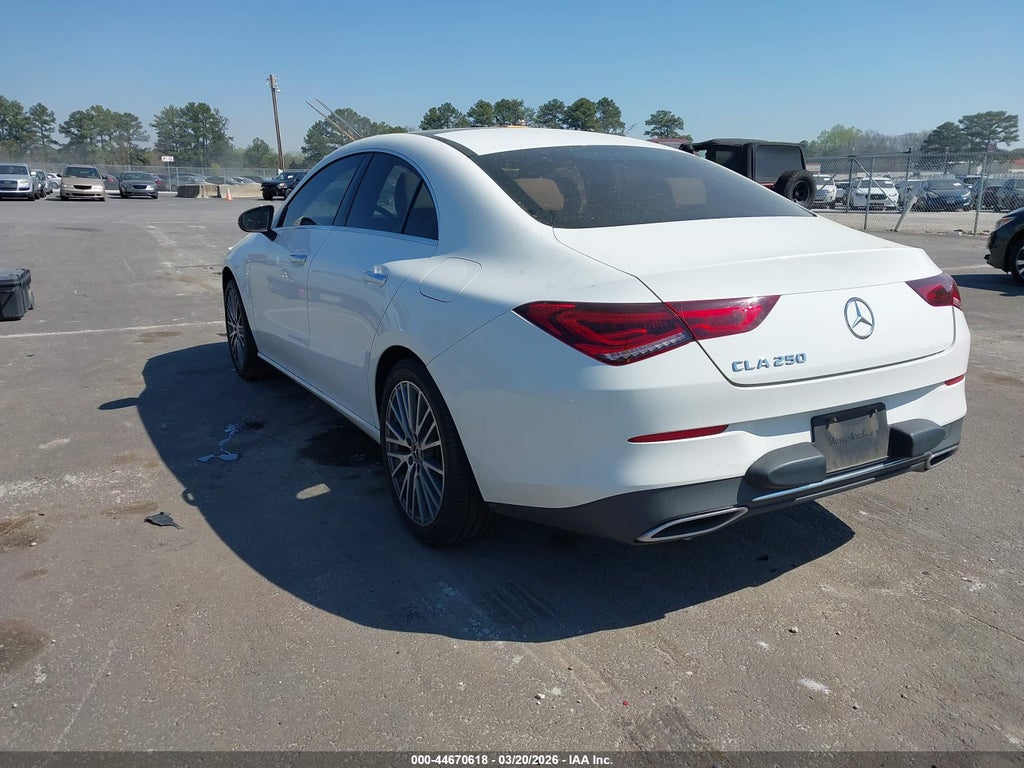 Mercedes-Benz CLA 2022