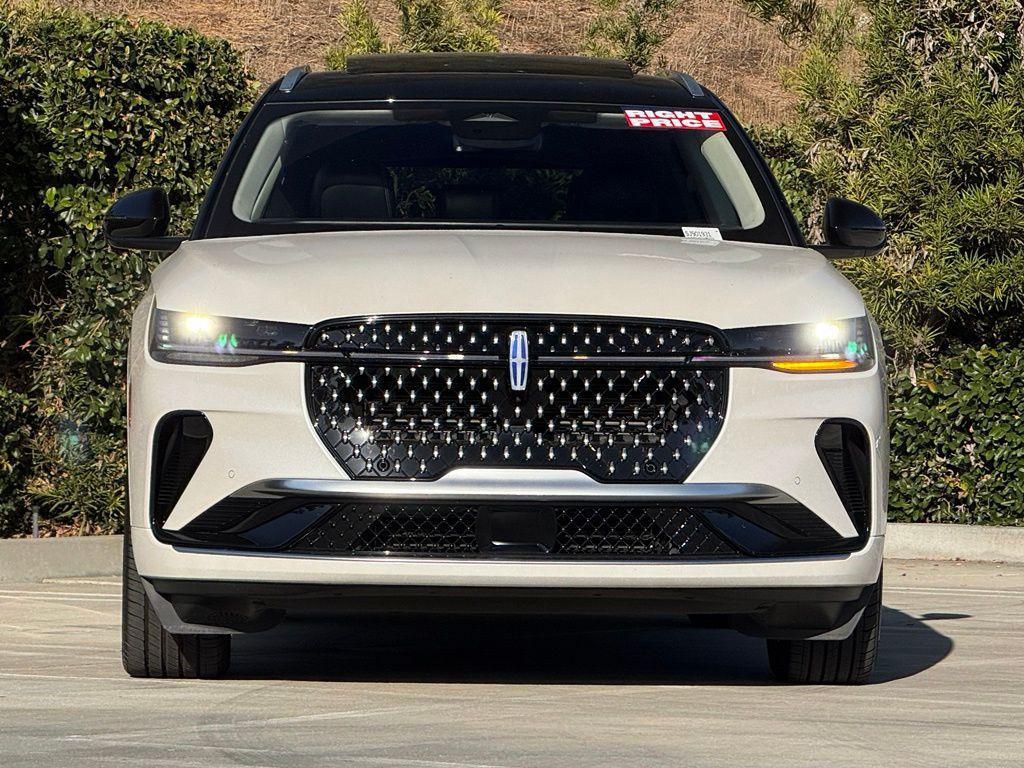 Lincoln Nautilus 2025