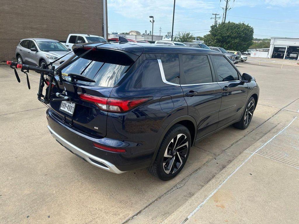 Mitsubishi Outlander 2024