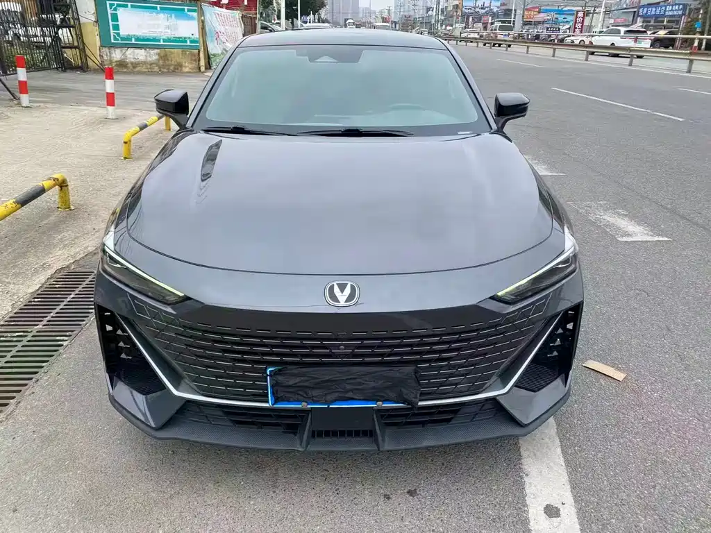 Changan UNI-V 2023