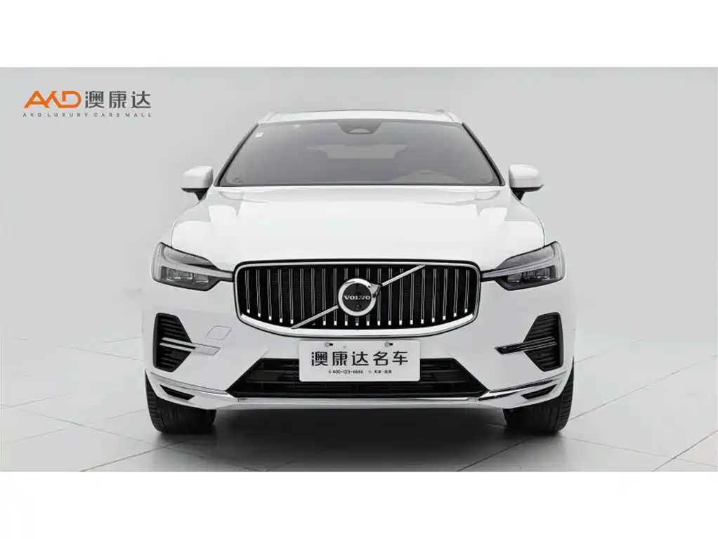 Volvo XC60 2025