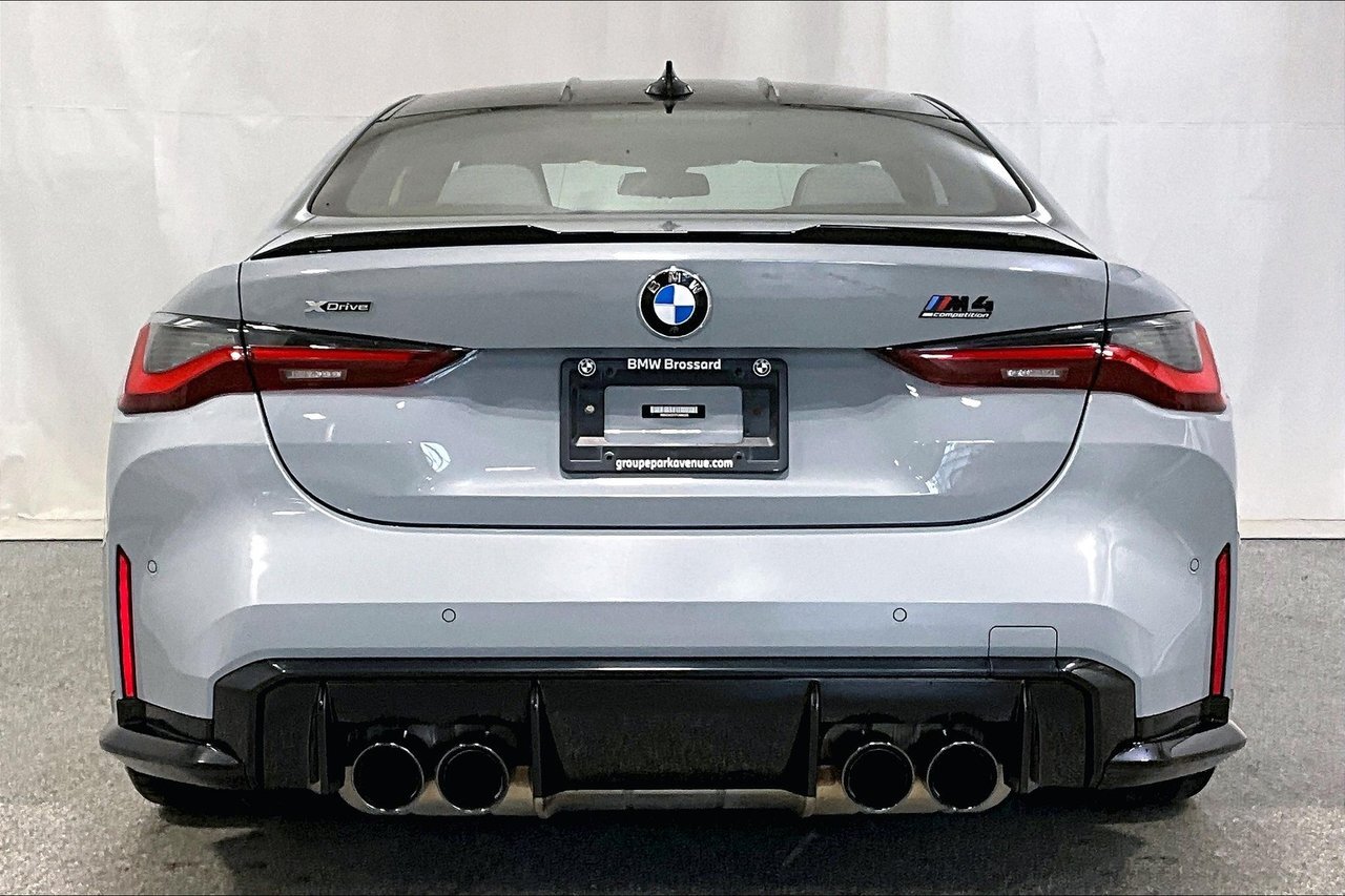 BMW M4 2023