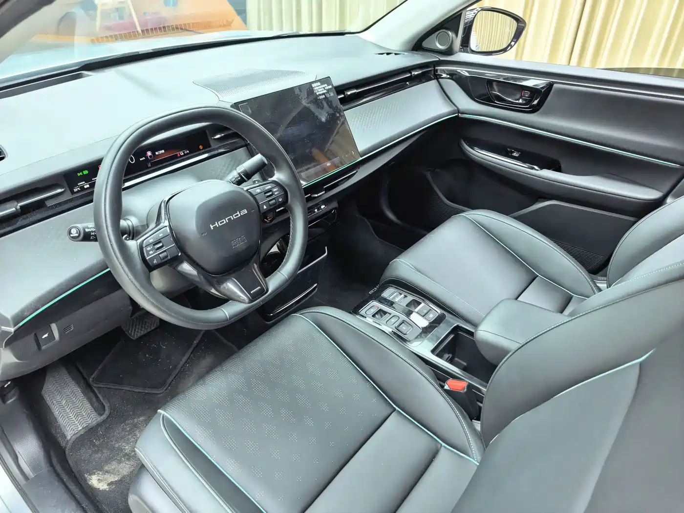 Honda e:NP2 2024