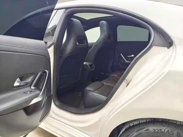 Mercedes-Benz CLA 2022