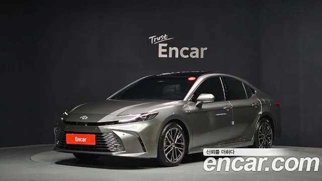 Toyota Camry 2025