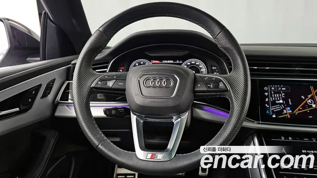 Audi Q8 2022