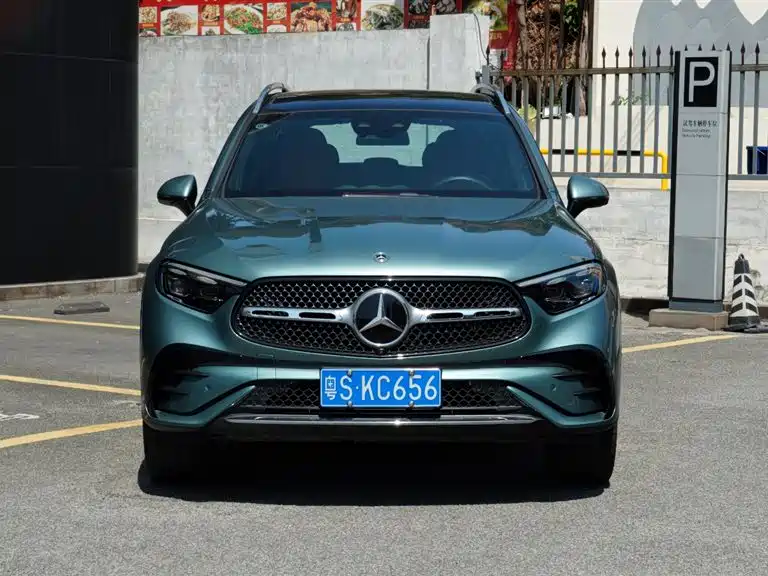 Mercedes-Benz GLC 2024