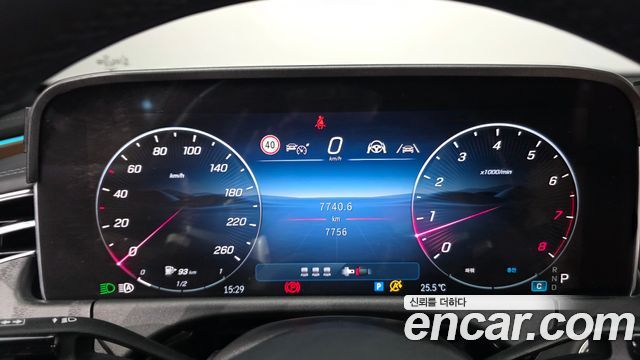 Mercedes-Benz E-Класс 2025
