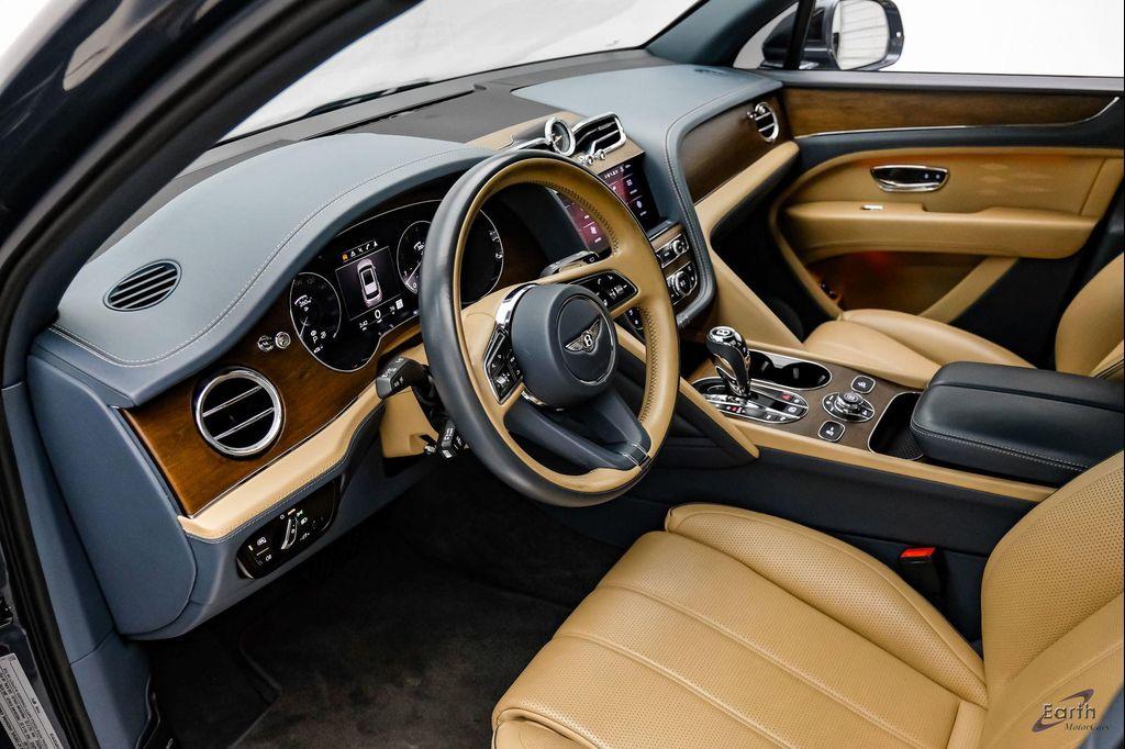 Bentley Bentayga 2023