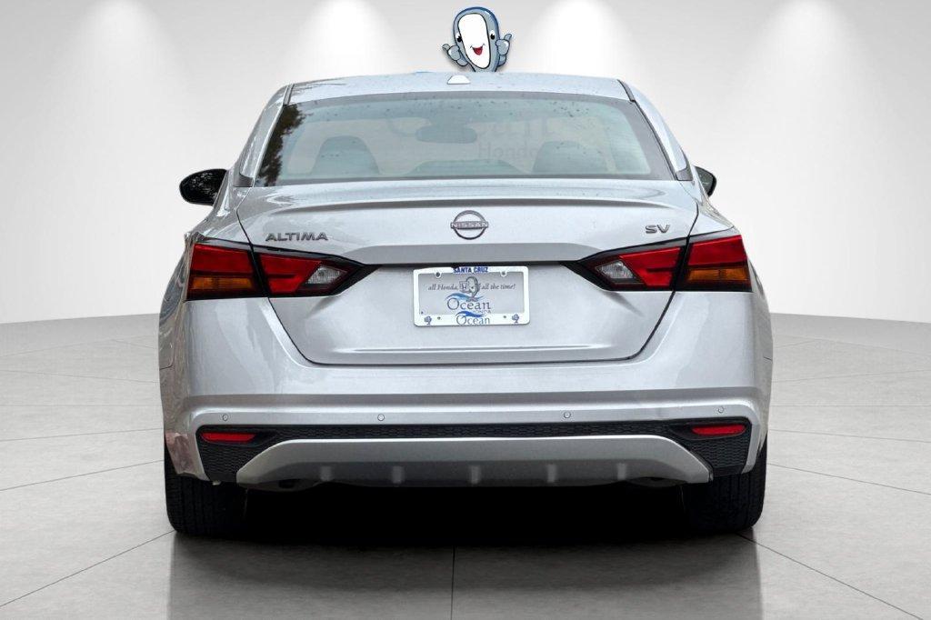 Nissan Altima 2024