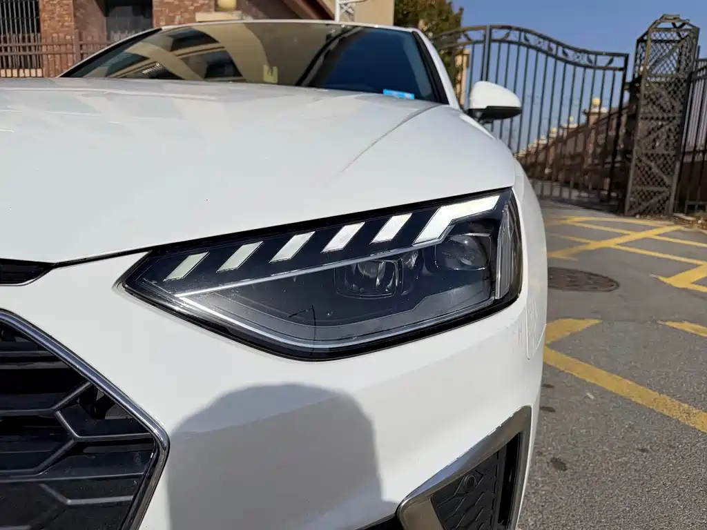 Audi A4 2022