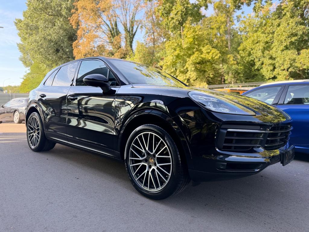 Porsche Cayenne 2021