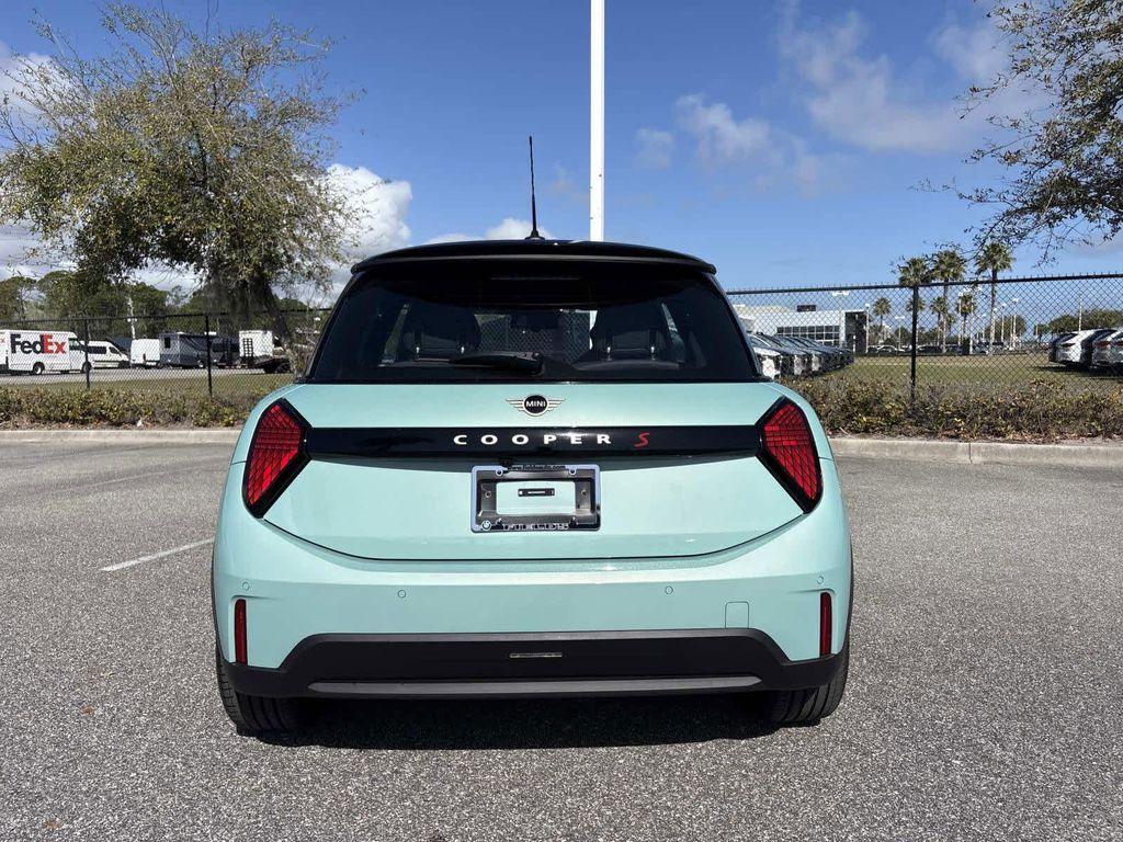 Mini Hardtop 2025