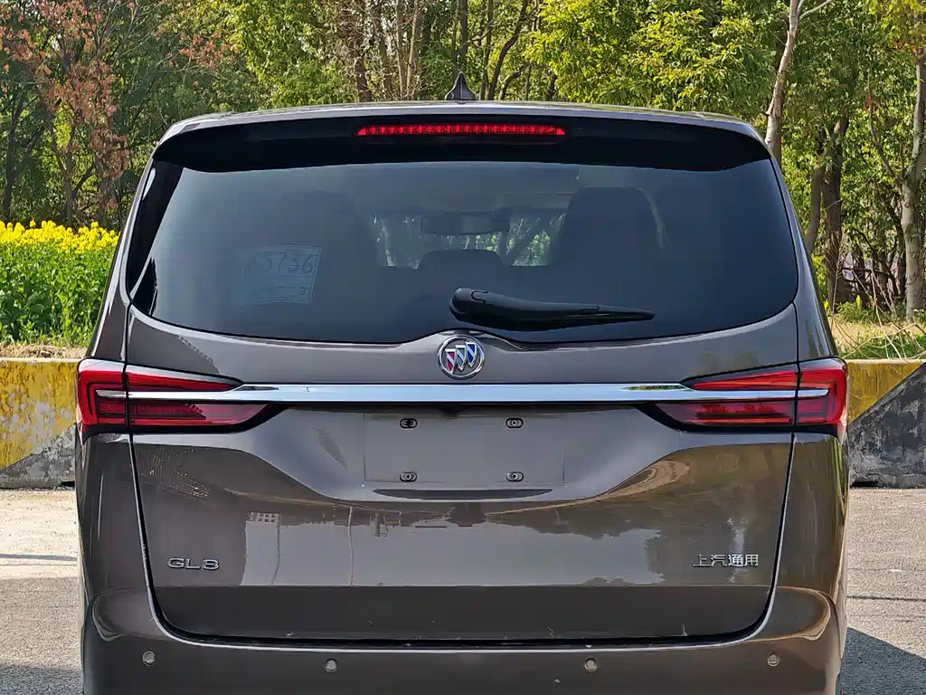 Buick GL8 2023