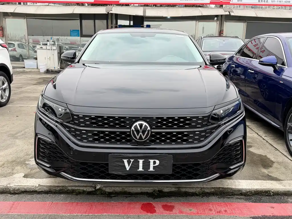 Volkswagen Passat 2022