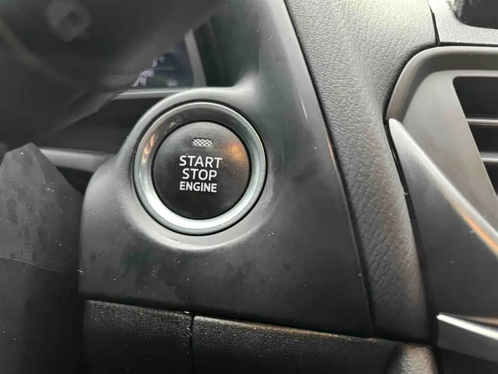 Mazda CX-4 2023